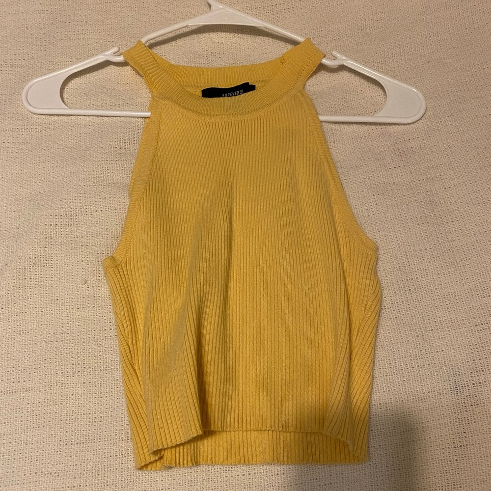 Yellow cropped super cute top!!! From forever 21 size US small